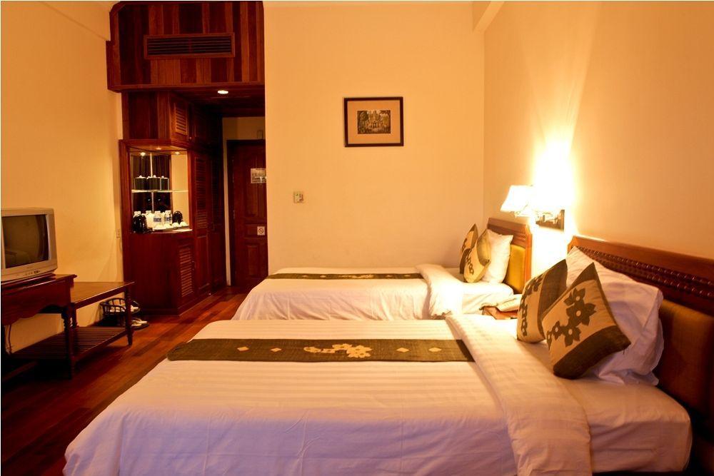 Apsara Holiday Hotel Siem Reap Exterior photo